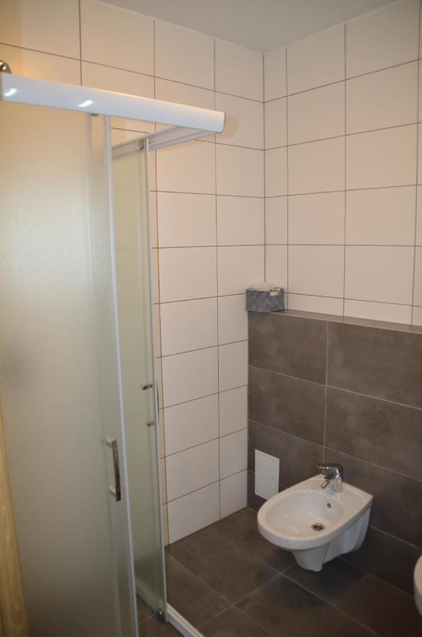 Hotel Tenis Chrząstowice Eksteriør bilde