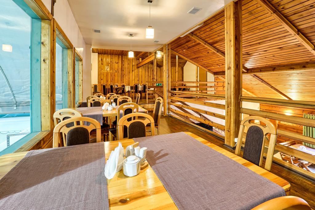 Hotel Tenis Chrząstowice Eksteriør bilde