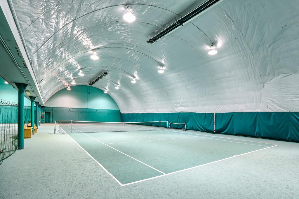 Hotel Tenis Chrząstowice Eksteriør bilde